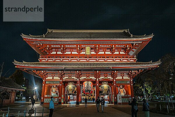 H?z?mon-Tor des Sens?-ji  buddhistischer Tempel  Nachtaufnahme  Asakusa  Taito City  Tokyo