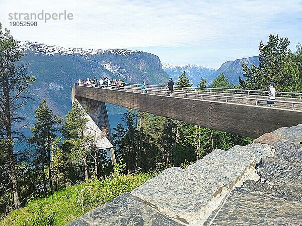 Aussichtspunkt Stegastein  Aurlandsfjellet  Norwegen  Europa