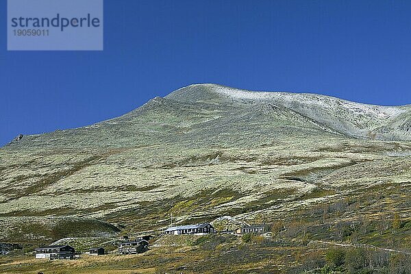 Nedre Dørålseter  Hütten im Tal der Dørålen  Rondane Nationalpark  Norwegen  Skandinavien  Europa