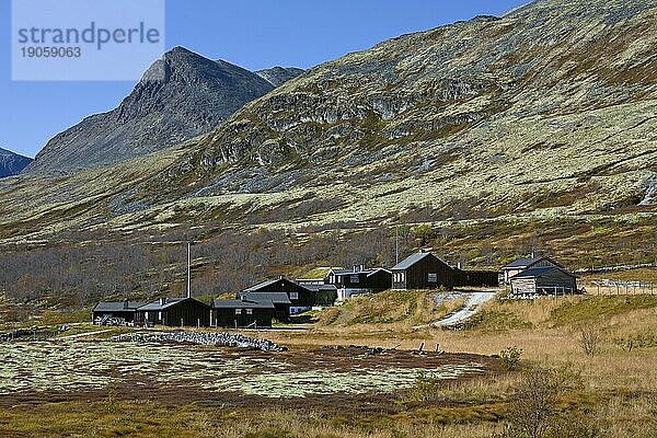 Nedre Dørålseter  Hütten im Tal der Dørålen  Rondane Nationalpark  Norwegen  Skandinavien  Europa