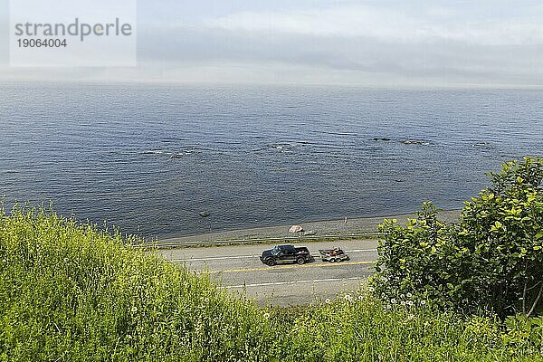 Entlang des Flusses auf der Route 132  La Martre  nördlicher Sankt Lorenz Strom  Provinz Quebec  Kanada  Nordamerika