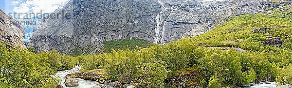 Panorama Briksdal-Gletscher  Norwegen  Europa