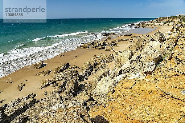 Die Strandbuchten Calas de Roche bei Conil de la Frontera  Costa de la Luz  Andalusien  Spanien  Europa