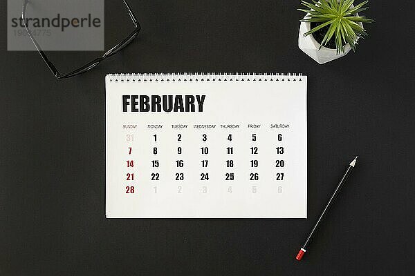 Draufsicht Februar Monat Planer Kalender