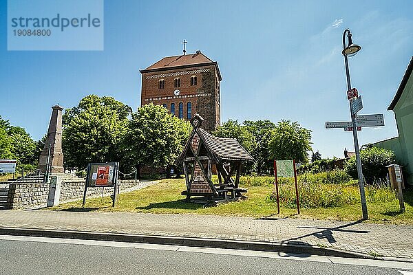 Kirche St. Laurentius und St. Nikolaus  Sandau Elbe  Sachsen-Anhalt  Deutschland  Europa