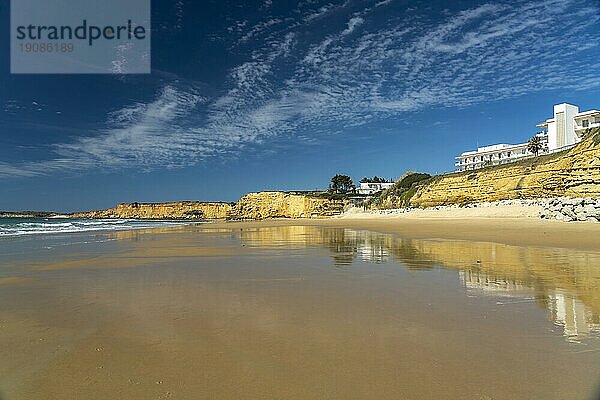 Der Strand Fuente de Gallo  Conil de la Frontera  Costa de la Luz  Andalusien  Spanien  Europa