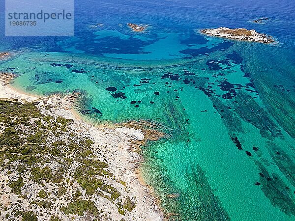 Luftaufnahme  Strand  Kriaritsi  Sithonia  Chalkidiki  Zentralmakedonien  Griechenland  Europa