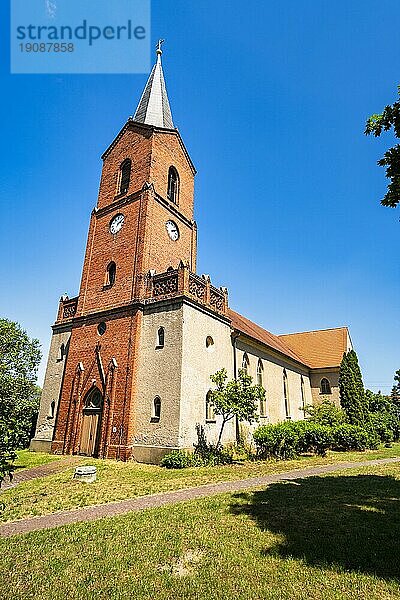 Kirche in Schollene  Sachsen-Anhalt  Deutschland  Europa