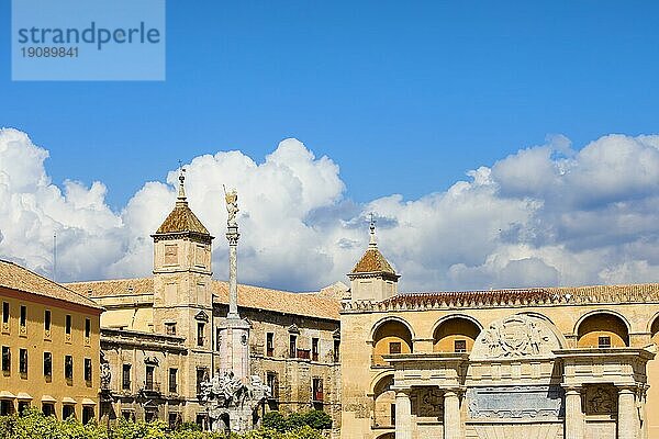 Historische Architektur der Altstadt von Córdoba  Spanien  Region Andalusien  Europa