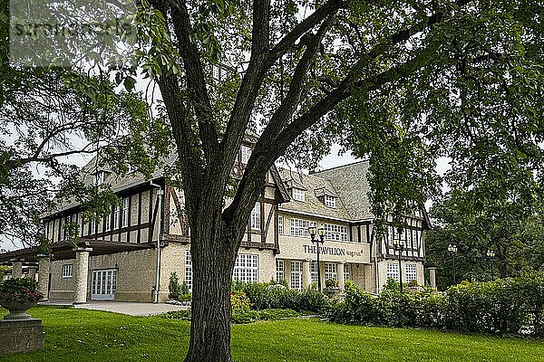 Der Pavillon im Assiniboine Park  Winnipeg  Provinz Manitoba  Kanada  Nordamerika