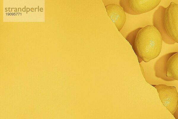 Draufsicht Traube Zitronen mit Kopierraum