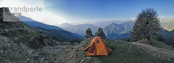 Camping in der Dolpo Region in Nepal
