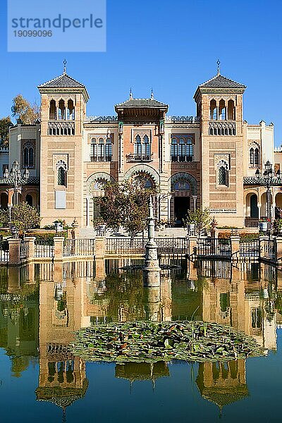 Museum der Künste und Traditionen von Sevilla im Mudéjar Pavillon  Maria Luisa Park  Sevilla  Spanien  Europa