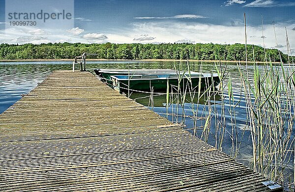 Ruderkähne am Lübbesee  Brandenburger Land