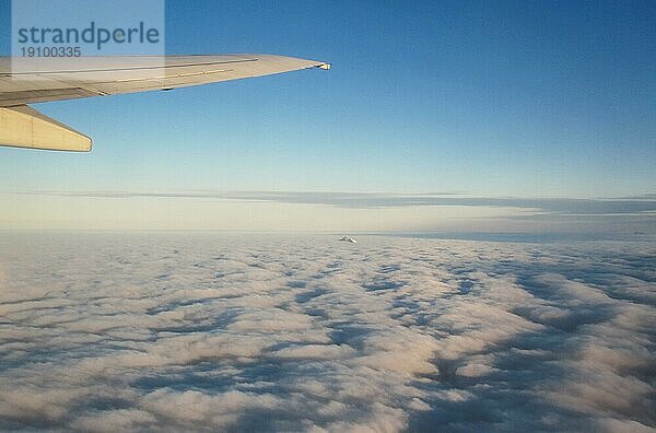 Flugzeug über Spitsbergen