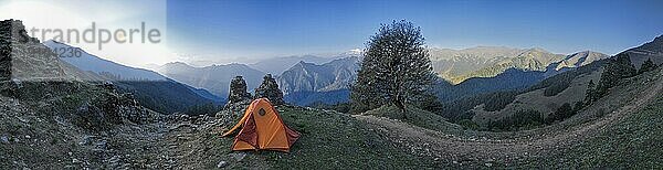 Camping in der Dolpo Region in Nepal