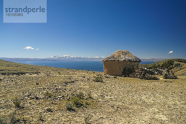 Malerische alte Hütte auf der Isla del Sol  einer Insel im Titicacasee in Bolivien