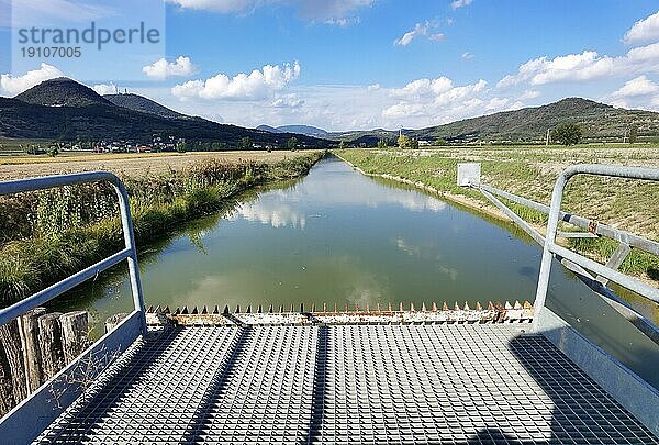 Kanal bei Baone in Venetien in Italien am 27.9.2022