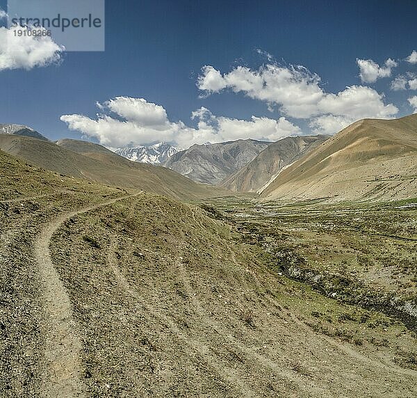 Landschaftlich reizvolles Tal in der Region Dolpo in Nepal