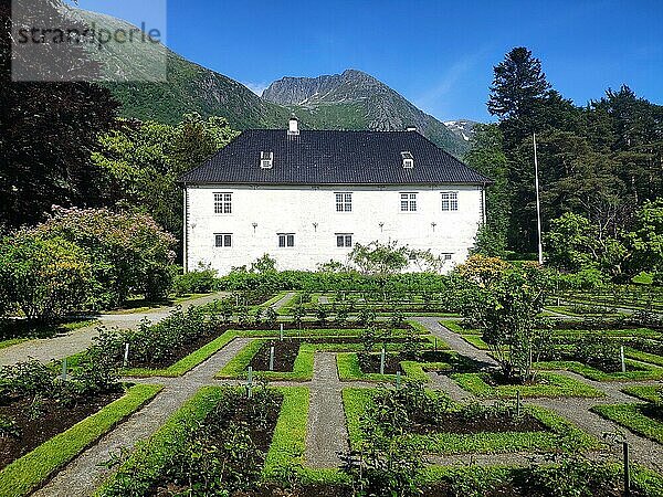 Schloss Baronie Rosendal  Norwegen  Europa