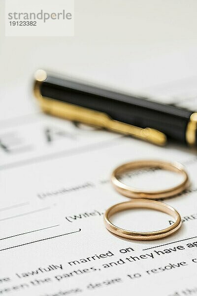 Scheidungsvereinbarung mit Eheringen