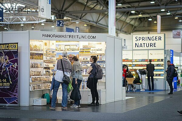 Die Leipziger Buchmesse ist eine internationale Buchmesse die jährlich im Frühjahr auf dem Leipziger Messegelände stattfindet. Sie ist der Frühjahrstreffpunkt der deutschen Buchbranche