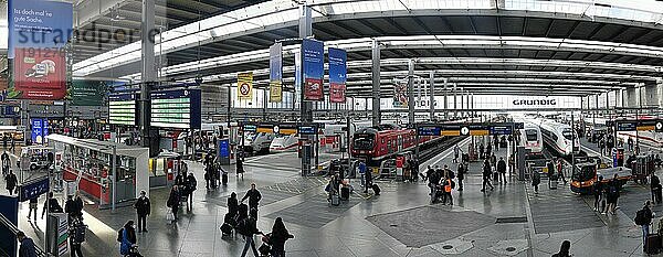 Panorama  Hauptbahnhof München  Innenansicht  München  Bayern  Deutschland  Europa
