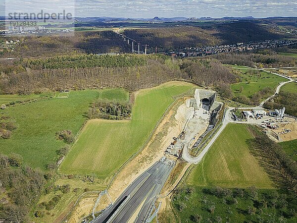 Die DEGES baut derzeit ausgehend von der B 172a die Bundesstraße 172n als Südumfahrung von Pirna. Der erste Spatenstich fand am 3. August 2017 statt. Ein erstes Teilstück bis zum Seidewitztal wurde am 15. Dezember 2022 freigegeben. Die gesamte Strecke wird voraussichtlich 2026 fertiggestellt sein. Tunnel Kohlberg