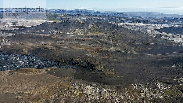 Vulkan Fagradalsfjall und erkaltete Lava  Krýsuvík-Vulkansystem  Reykjanes Halbinsel  Südisland  Island  Europa