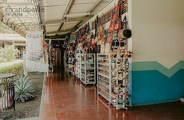 Handwerksmarkt in Masaya. Bunter Souvenir Kunsthandwerksmarkt in Masaya Nicaragua