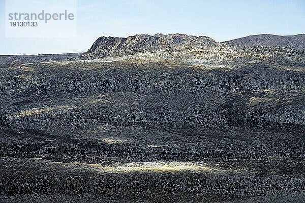 Vulkan Fagradalsfjall und erkaltete Lava  Krýsuvík-Vulkansystem  Reykjanes Halbinsel  Südisland  Island  Europa