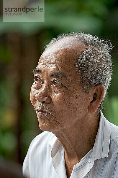 Alter Mann  Porträt  Vietnam  Südostasien  Asien