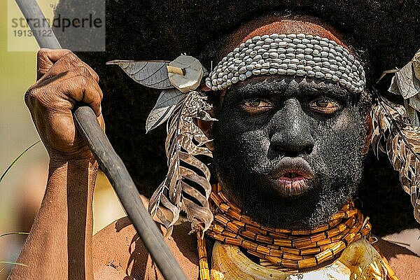 Tänzer in Kriegsbemalung  Sing Sing  Festival  Mount Hagen  Papua Neu-Guinea