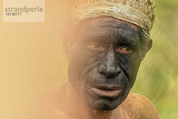 Tänzer in Kriegsbemalung  Sing Sing  Festival  Mount Hagen  Papua Neu-Guinea