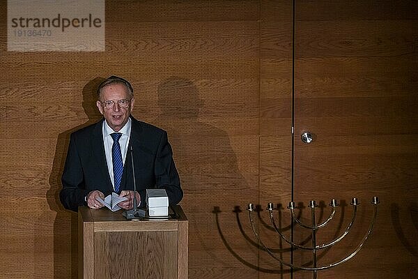 Festakt ?20 Jahre Weihe Neue Synagoge Dresden? Festredner Herbert Wagner  Dresdens ehemaliger OB