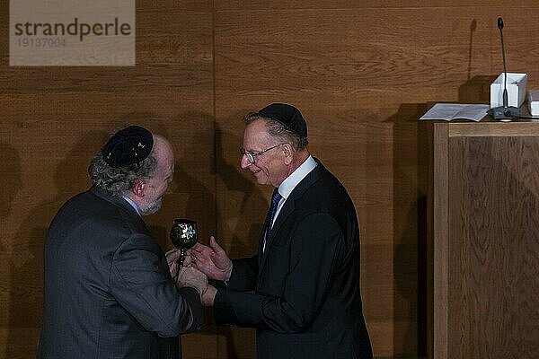 Festakt ?20 Jahre Weihe Neue Synagoge Dresden? Michael Hurshell und Festredner Herbert Wagner  Dresdens ehemaliger OB