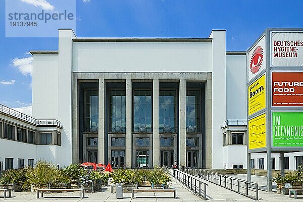 Das 1912 gegründete Deutsche Hygiene-Museum ist ein Museum in Dresden. Es versteht sich heute als ein öffentliches Forum für Wissenschaft  Kultur und Gesellschaft