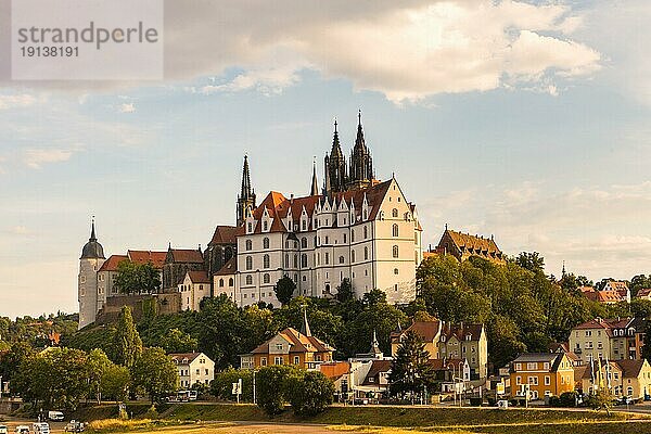 Meissen mit Bischofsschloss Albrechtsburg und Dom an der Elbe