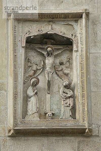 Christus am Kreuz hängend zur Zeit seiner Kreuzigung. Bamberg  Deutschland  Europa