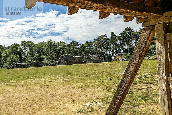 Holz und Strohdachgebäude in West Stow  angelsächsisches Dorf  Suffolk  England  UK