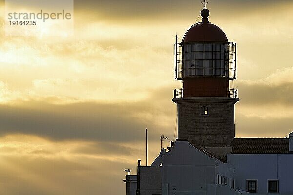 Leuchtturm Cabo de São Vicente  Silhouette bei Sonnenuntergang  Cabo de Sao Vicente  Portugal  Europa