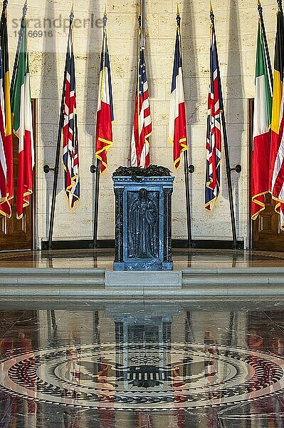 Altar in der Kapelle des amerikanischen Friedhofs und Memorials Meuse Argonne aus dem Ersten Weltkrieg  Romagne sous Montfaucon  Frankreich  Europa