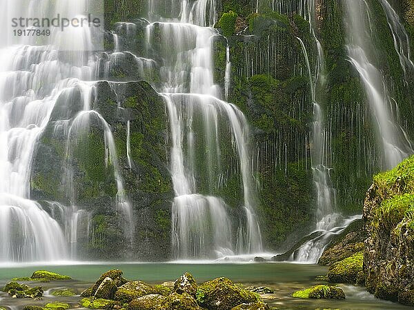 Gollinger Wasserfall  Detailaufnahme  Langzeitbelichtung  Golling  Tennengau  Land Salzburg  Österreich  Europa