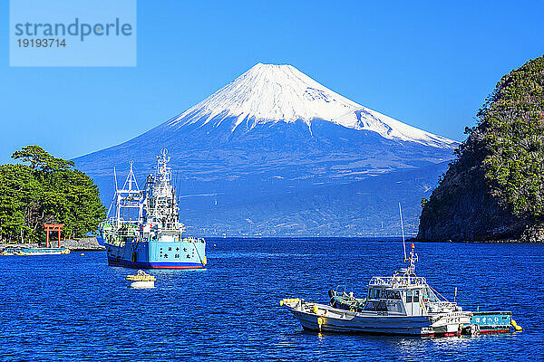 Kap Mihama und Berg Fuji in der Präfektur Shizuoka