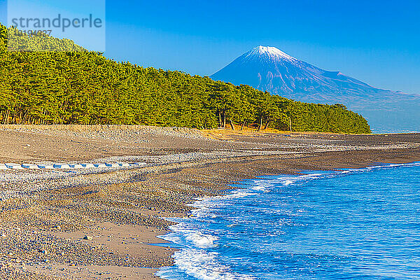 Schöne Aussicht auf den Berg Fuji  Präfektur Shizuoka  Japan