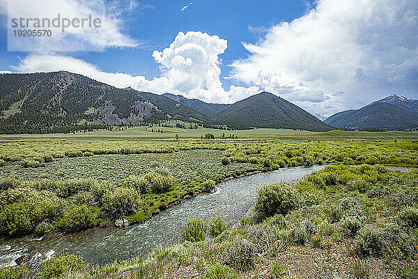 USA  Idaho  Sun Valley  Berglandschaft mit North Fork Big Lost River