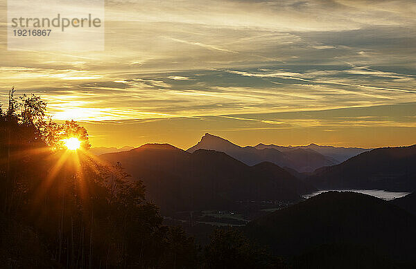 Österreich  Salzburger Land  Ebenau  Salzkammergut-Berge bei Sonnenaufgang