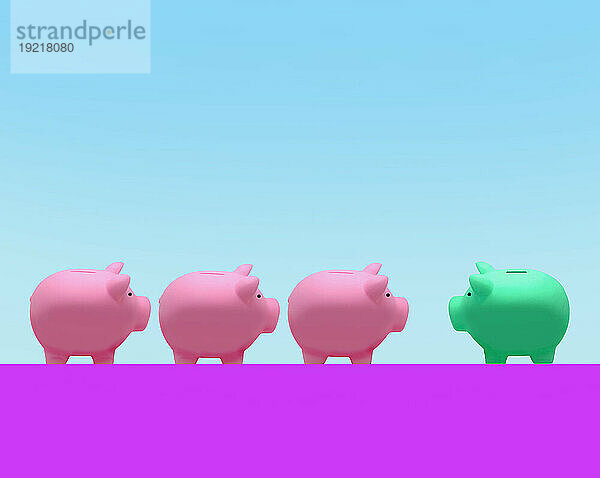 Drei rosafarbene Sparschweine gegenüber dem grünen