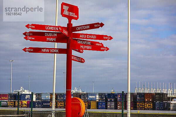 Europa  Belgien  Westflandern  Zeebrugge. Hafen von Brügge-Zeebrügge