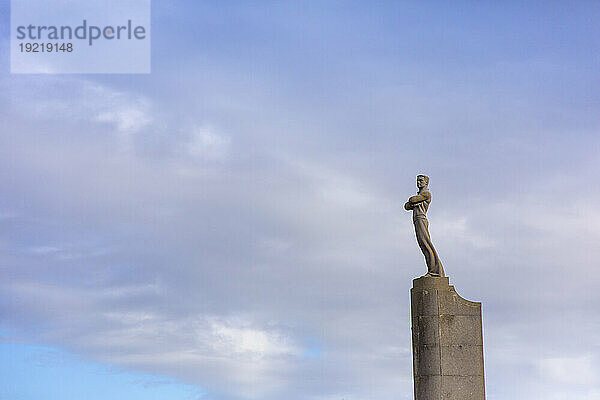 Europa  Belgien  Westflandern. Ostende. Denkmal für Seeleute